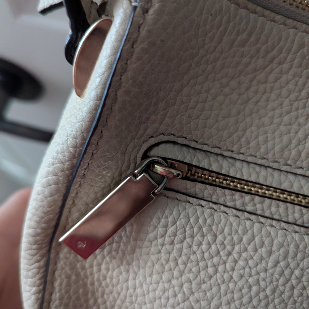 Kate Spade Cream Crossbody Bag - Picture 4 of 5